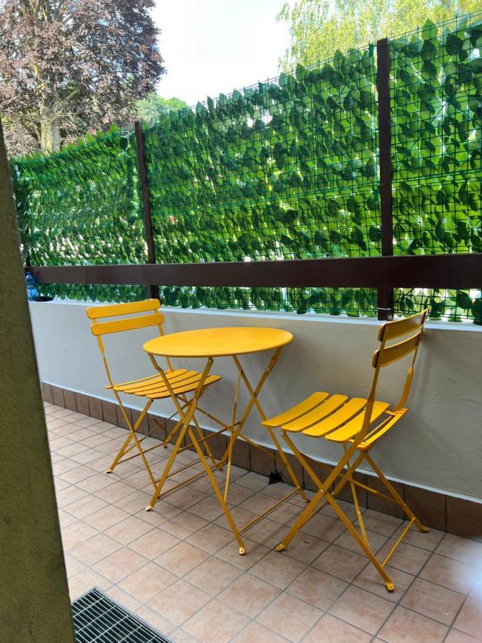 85 Mjka House Free Parking Como Albese Con Cassano Exterior foto